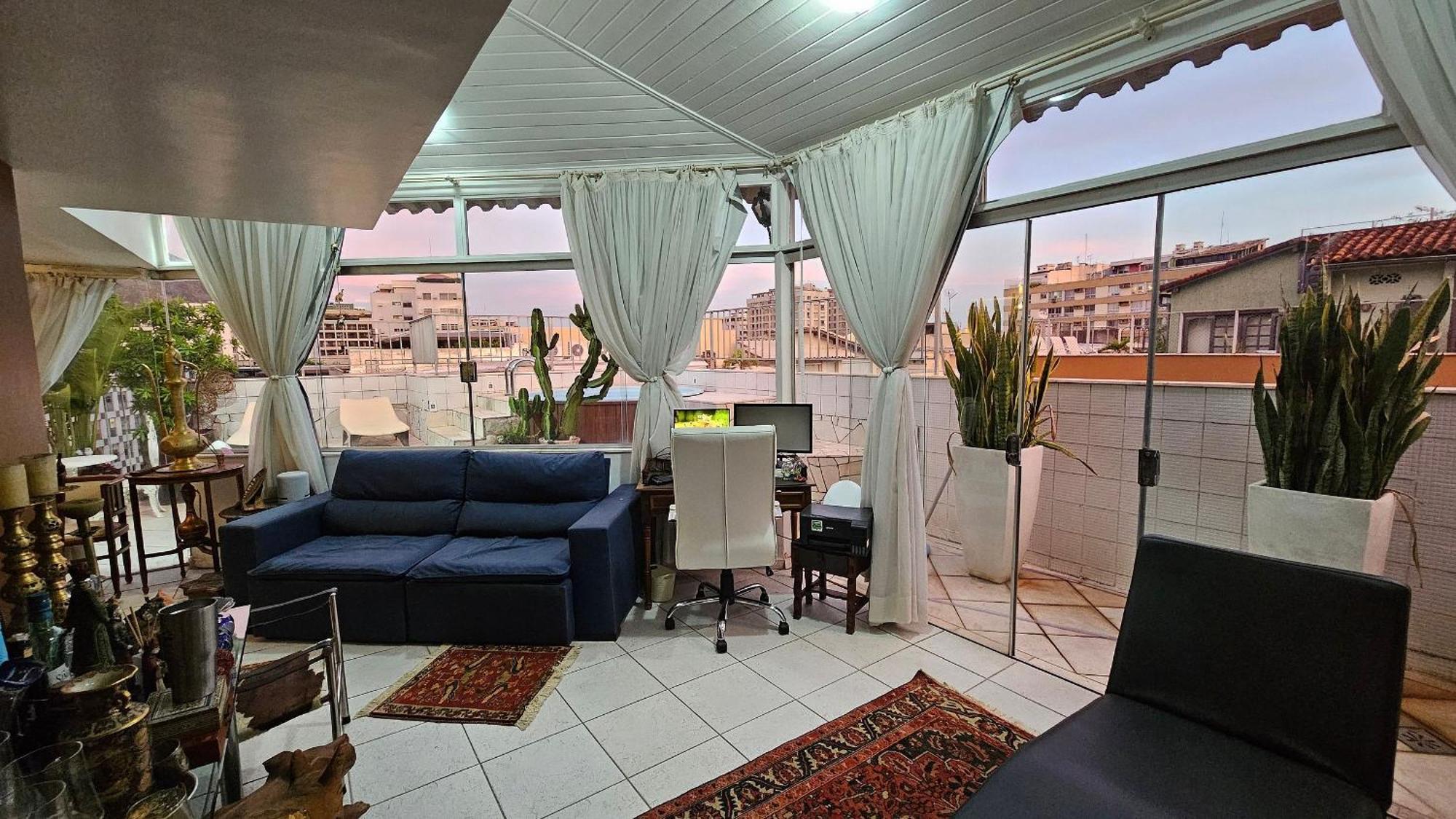 Casa de férias Cobertura Duplex Com Piscina *